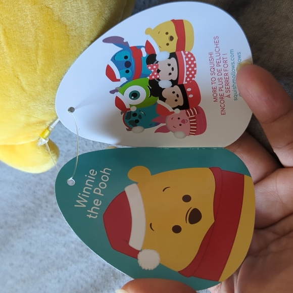 Squishmallows 8" Disney Holiday Winnie the Pooh - Picture 8 of 9